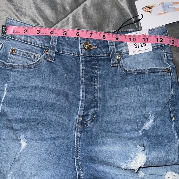 Celebrity Pink Bermuda Hi-Rise Denim Jean Shorts 3/26 NWT - Picture 8 of 8